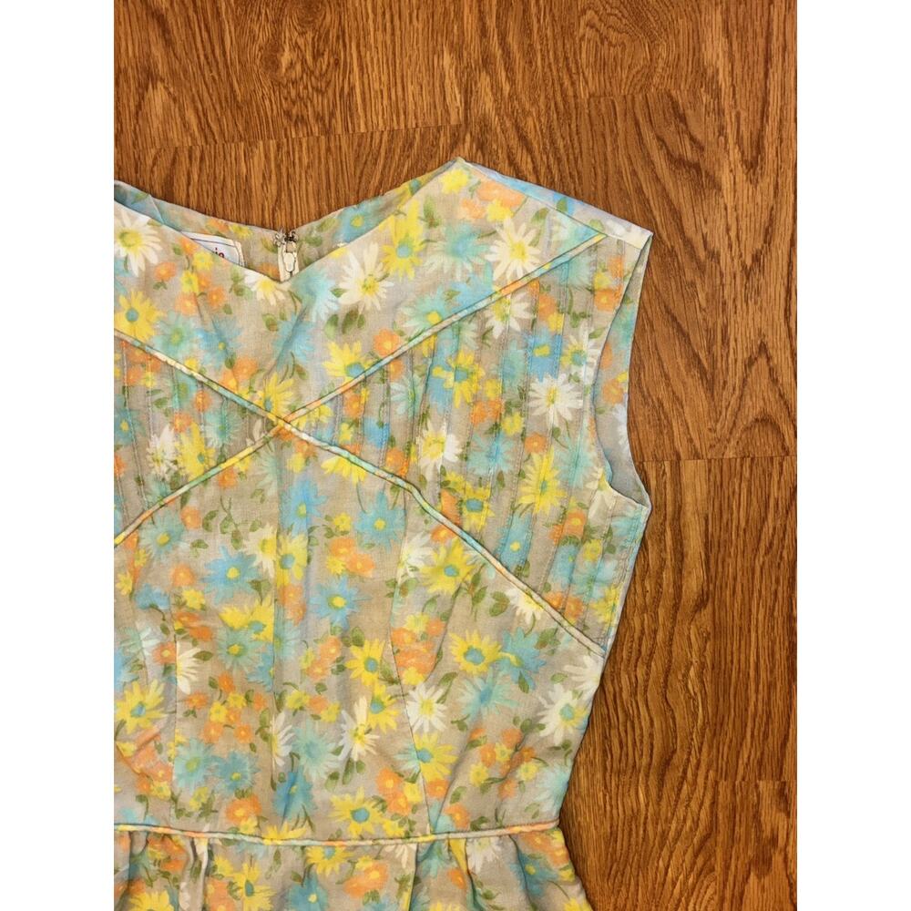 VTG 50's Jeanie petite Floral Watercolor Barkcloth Pinup floral Hourglass small